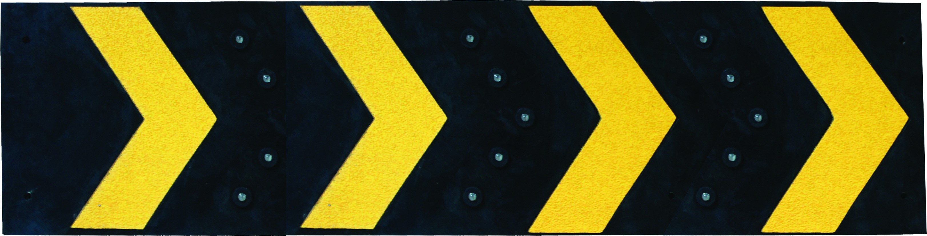 Parking signage arrow with reflectors