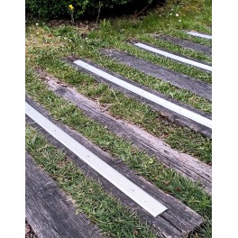 Non-slip aluminum stair tread - Viso