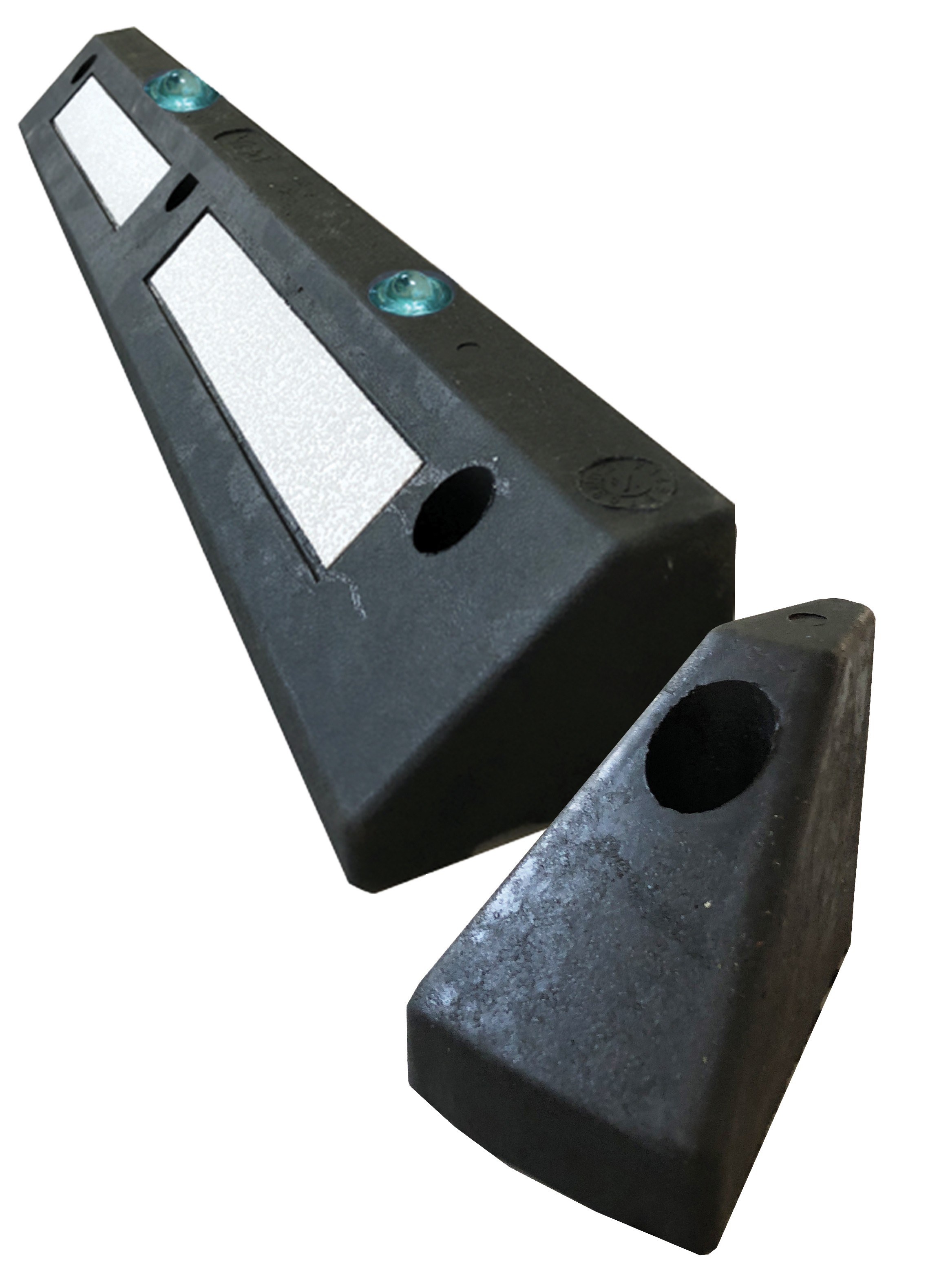 Angle for traffic island kerb