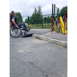 Transportable PMR accessible ramp