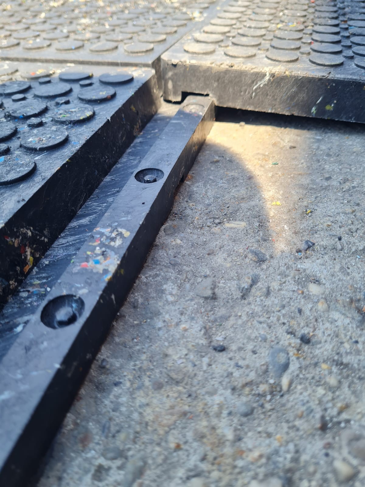 Plaque de roulage temporaire 1m2 - 80 t