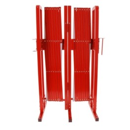 Extendable steel safety barrier