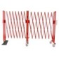 Extendable steel safety barrier