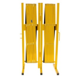 Extendable steel safety barrier