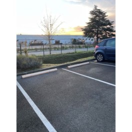 Butée de parking en bois