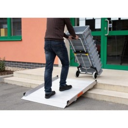 Wheelchair access ramp