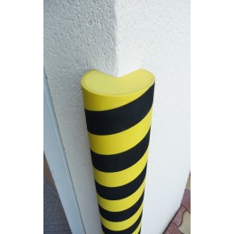 Rounded foam corner protector