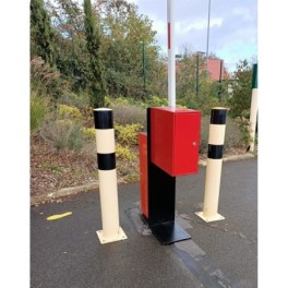 Support bracket for retractable barrier reel with signaling belt