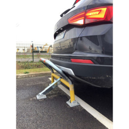 High-resistance spring-loaded parking bollard
