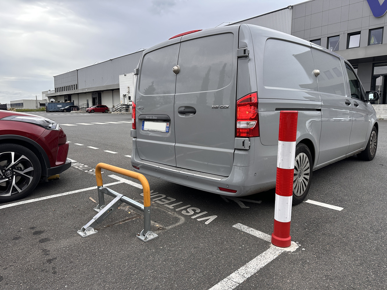 Arceau de parking à mémoire de forme
