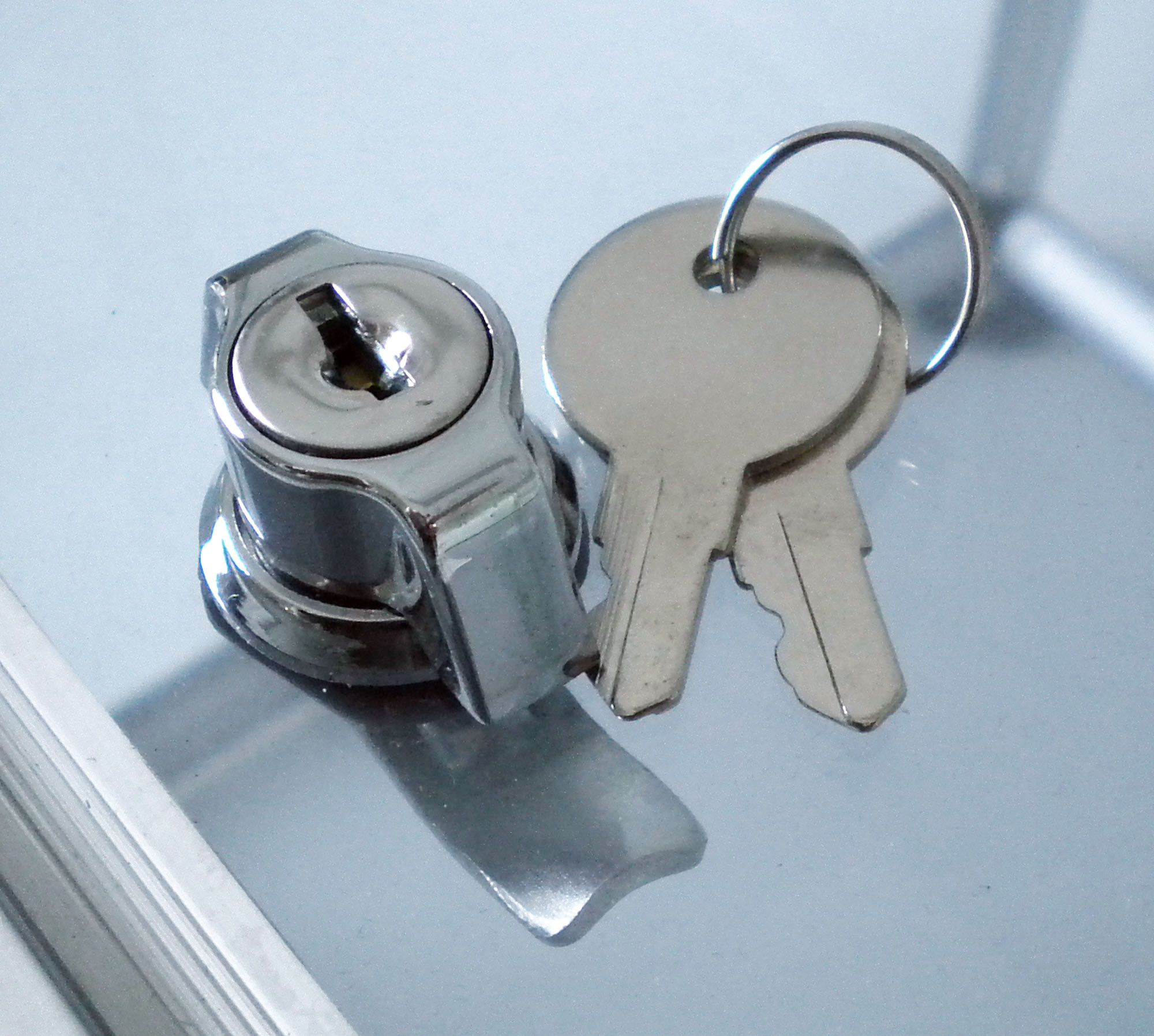 Standard ballot box with key from 25L to 48L
