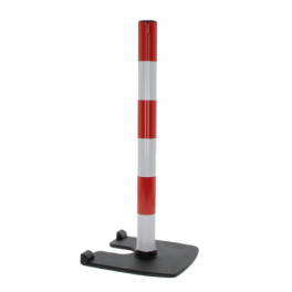 Poteau metal avec base a roulette