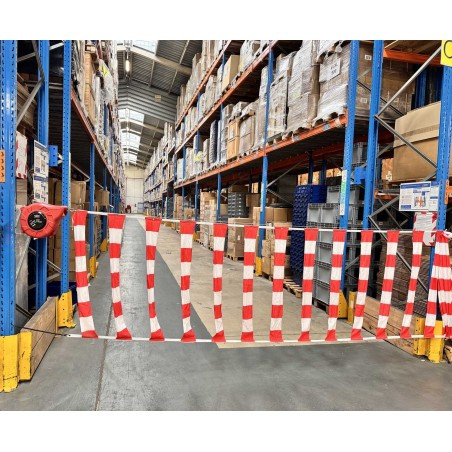 Retractable barrier reel with signaling belt