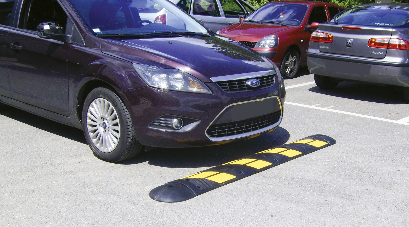 High-visibility monoblock speed bump EASYSPEED