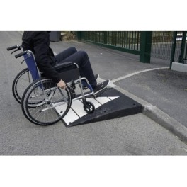 Wheelchair access ramp