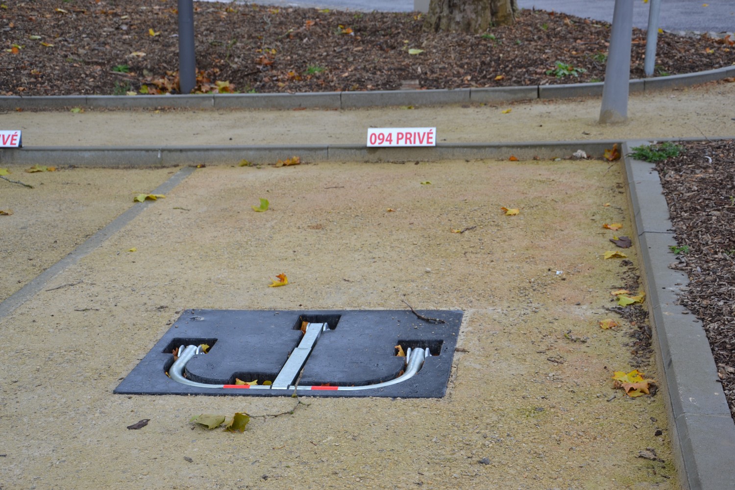 Arceau de parking à encastrer