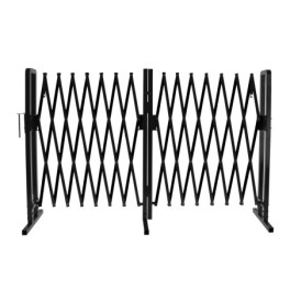 Extendable steel safety barrier