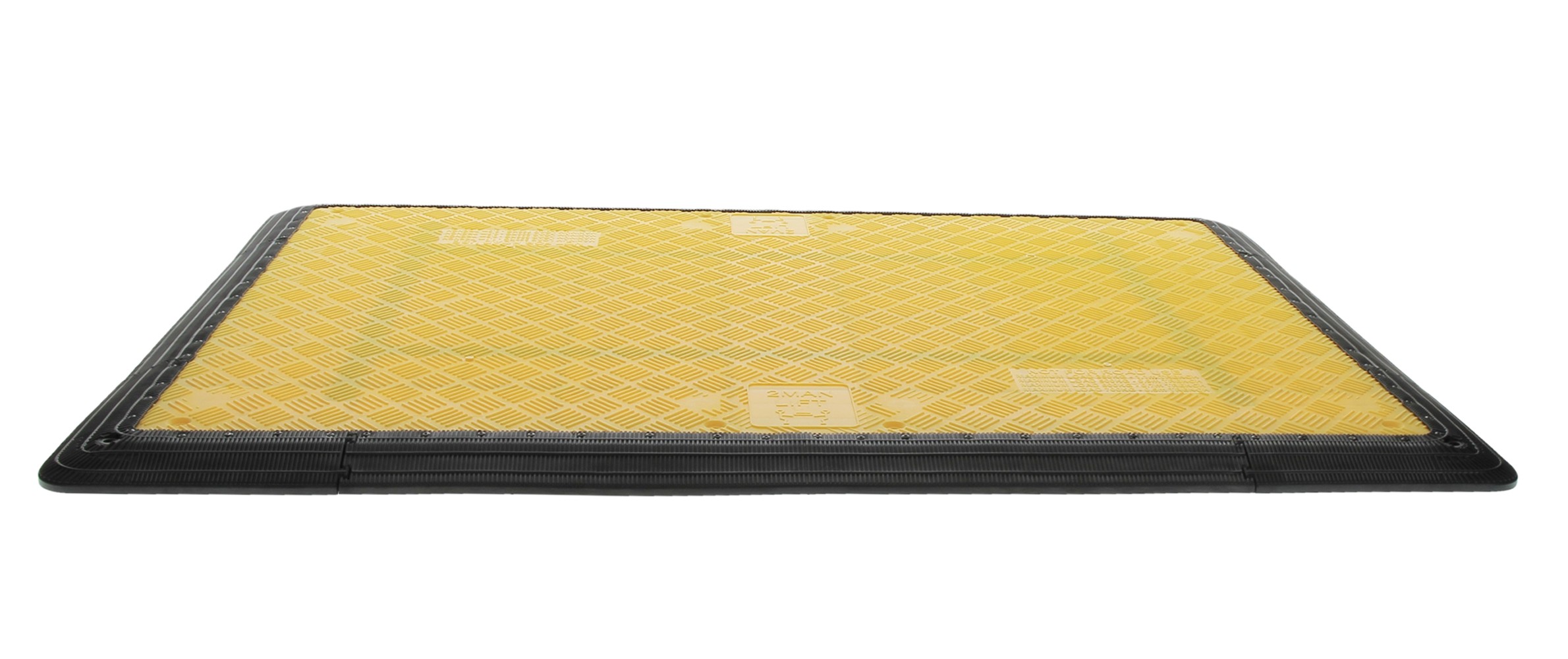 Pedestrian trench plate