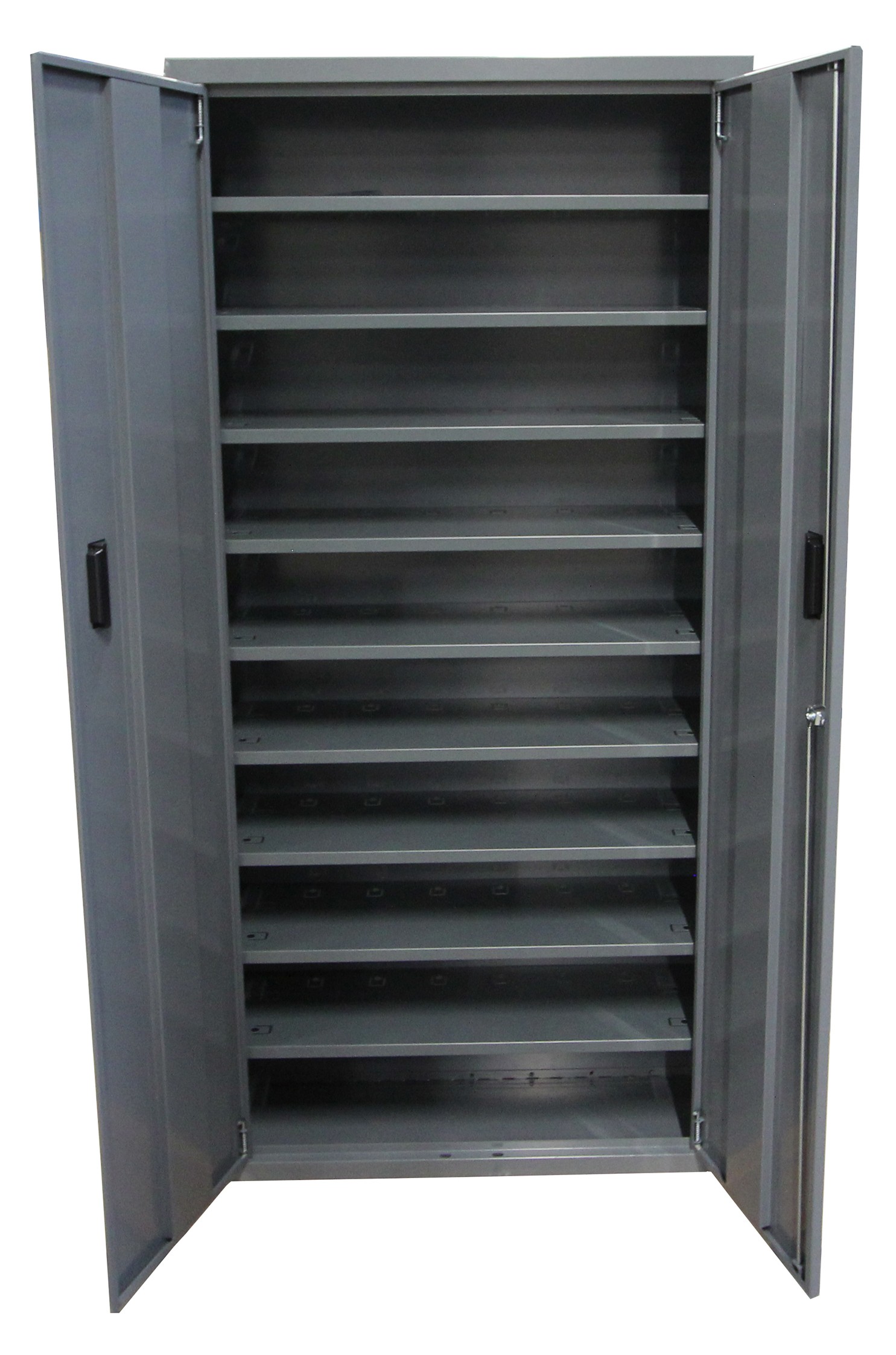 Armoire de rangement vide