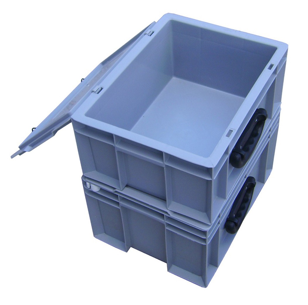 Handling crate with a lid, available in capacities ranging from 10 liters to 50 liters