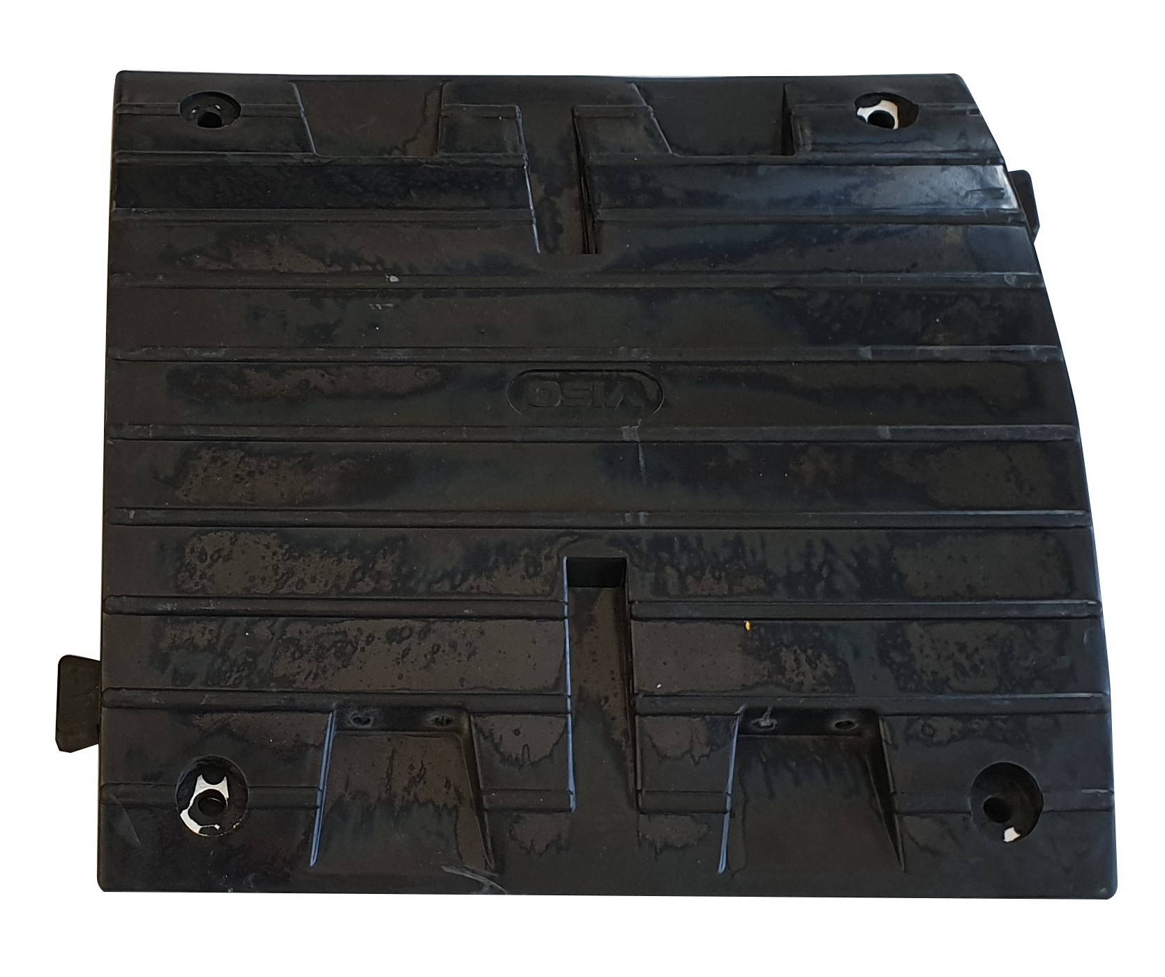 Heavy-duty speed bump 50 T - 15 km/h