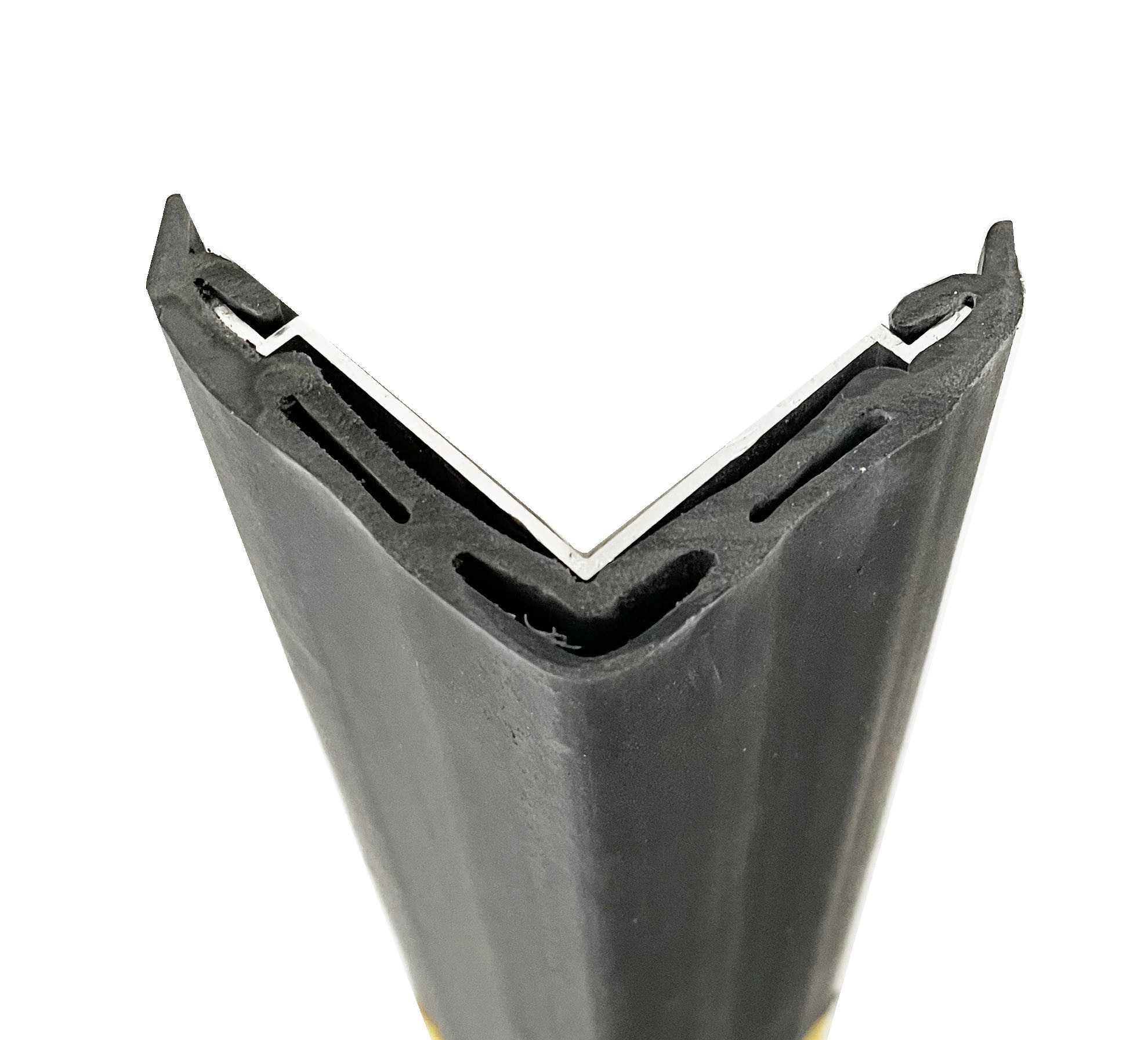 Corner protector with aluminum profile
