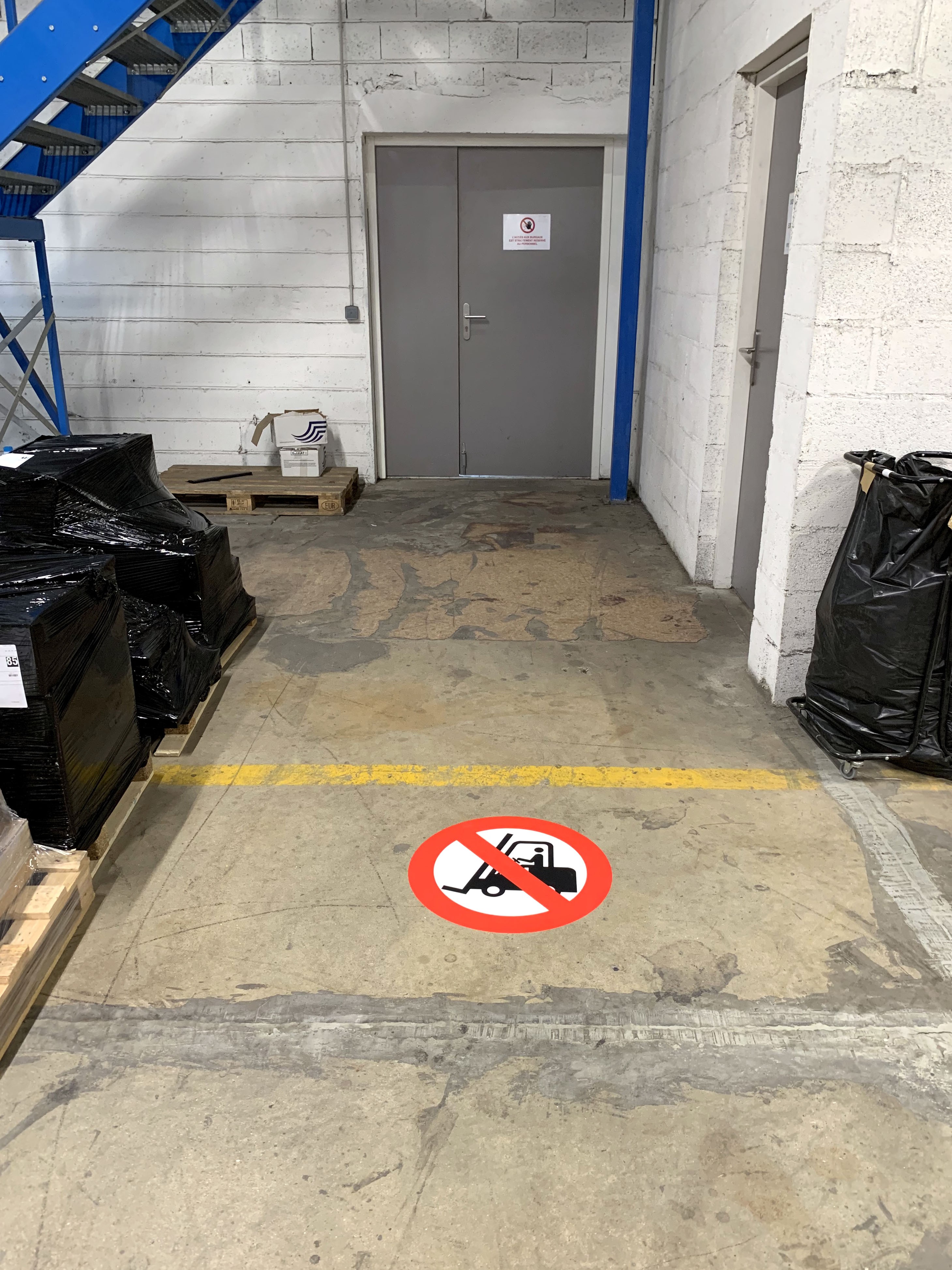 Floor sticker