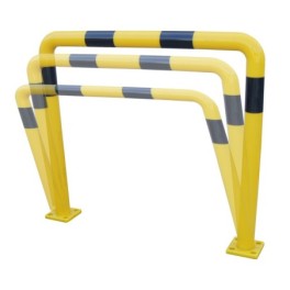 Flexible safety hoop