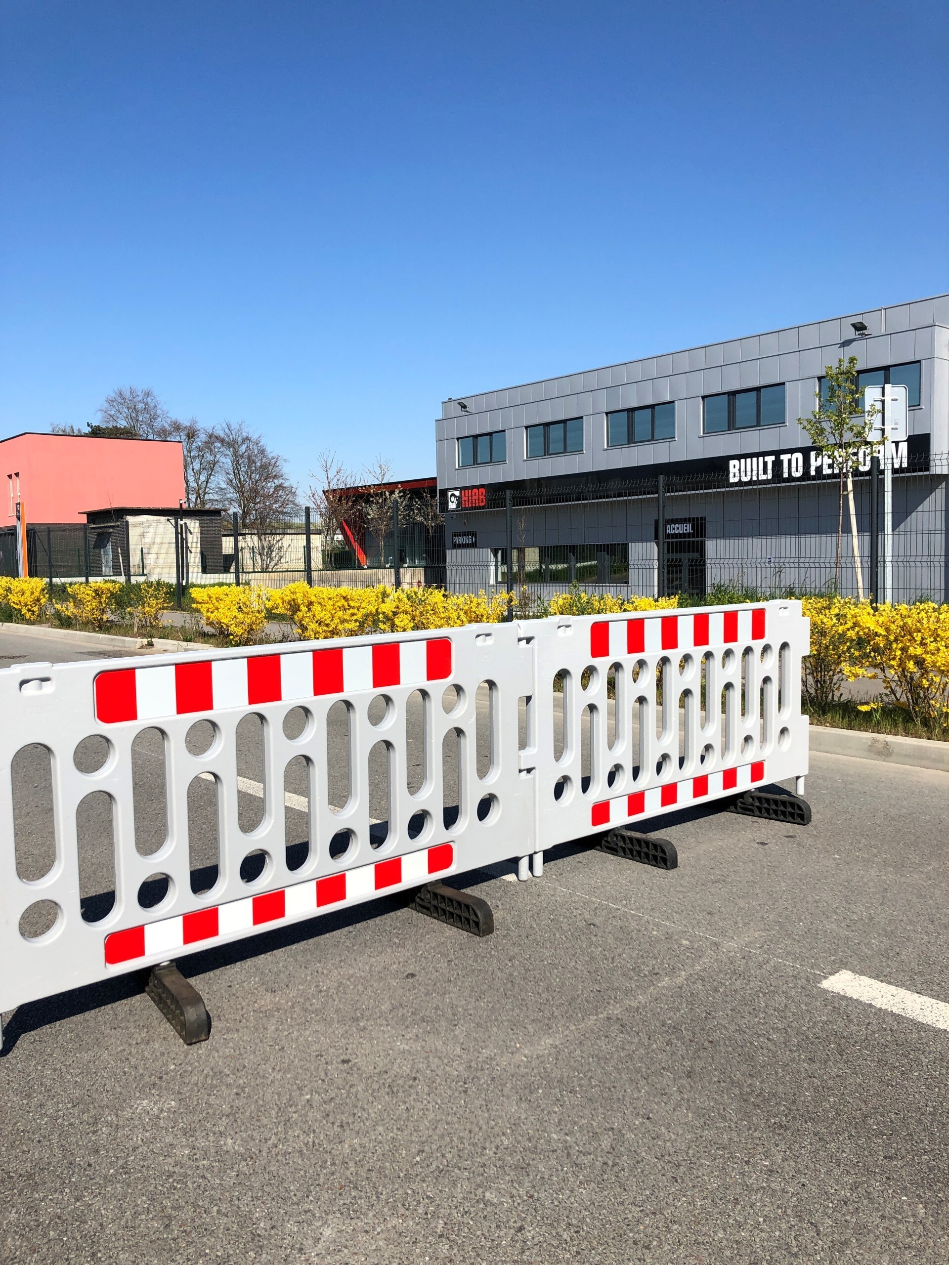 Polypropylene safety barrier