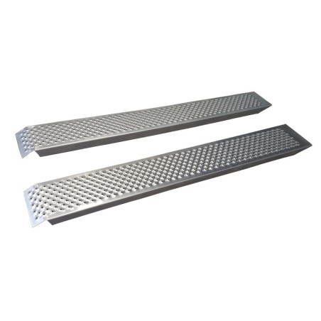 Aluminum loading ramp