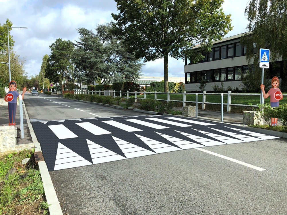 Traffic signal character