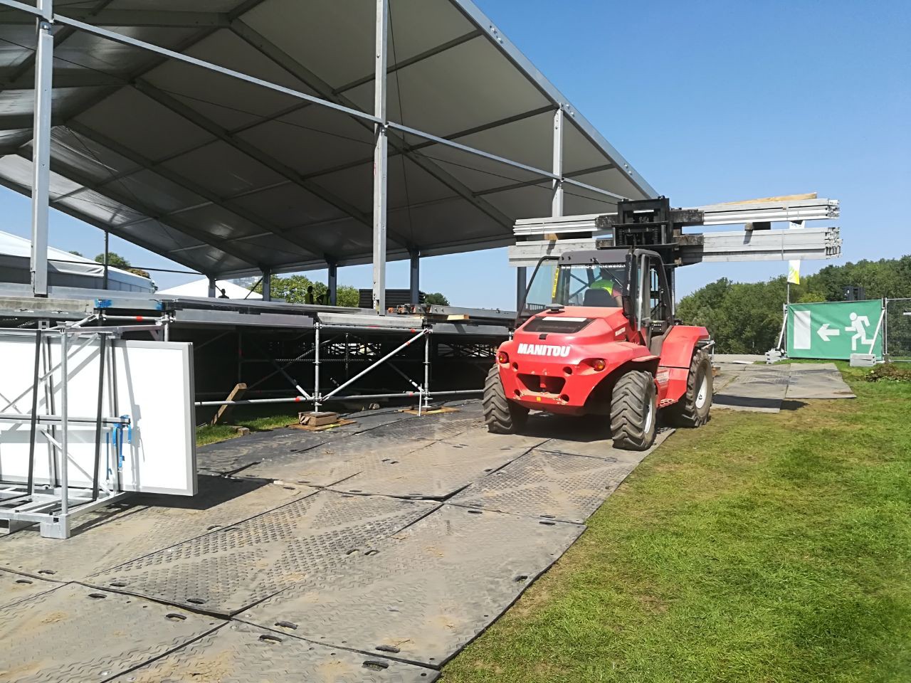 Plaque de roulage temporaire 2,4m - 80 t