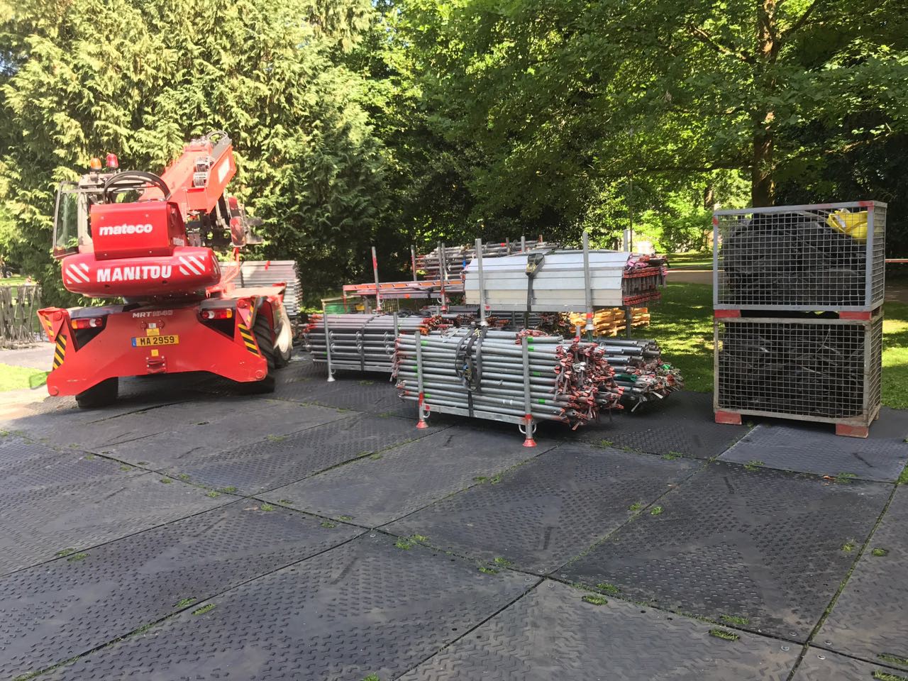 Plaque de roulage temporaire 2,4m - 80 t