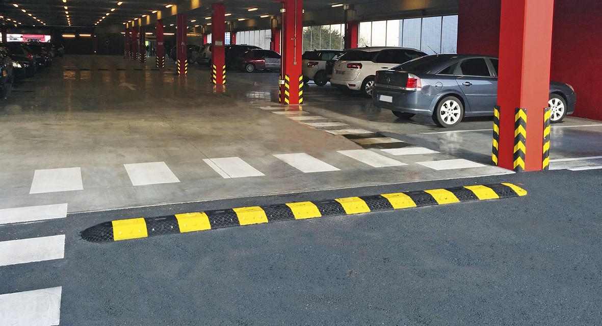 Modular speed bump