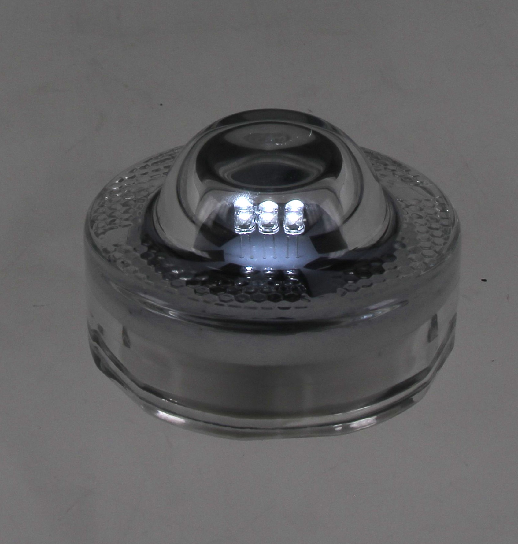 Recessed solar LED road stud – 3 LEDs