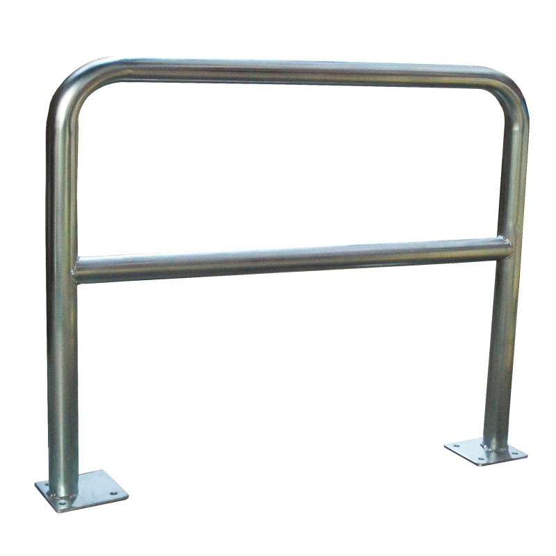 Safety barrier with steel rounded edges