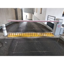 Steel anti-rollback speed bump
