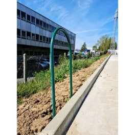 Cycle rack with hoops