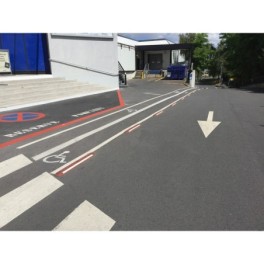 Road divider