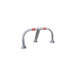 High-resistance parking bollard with cast iron feet