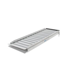 Portable PMR (Persons with Reduced Mobility) ramp