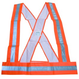 Reflective safety harness 