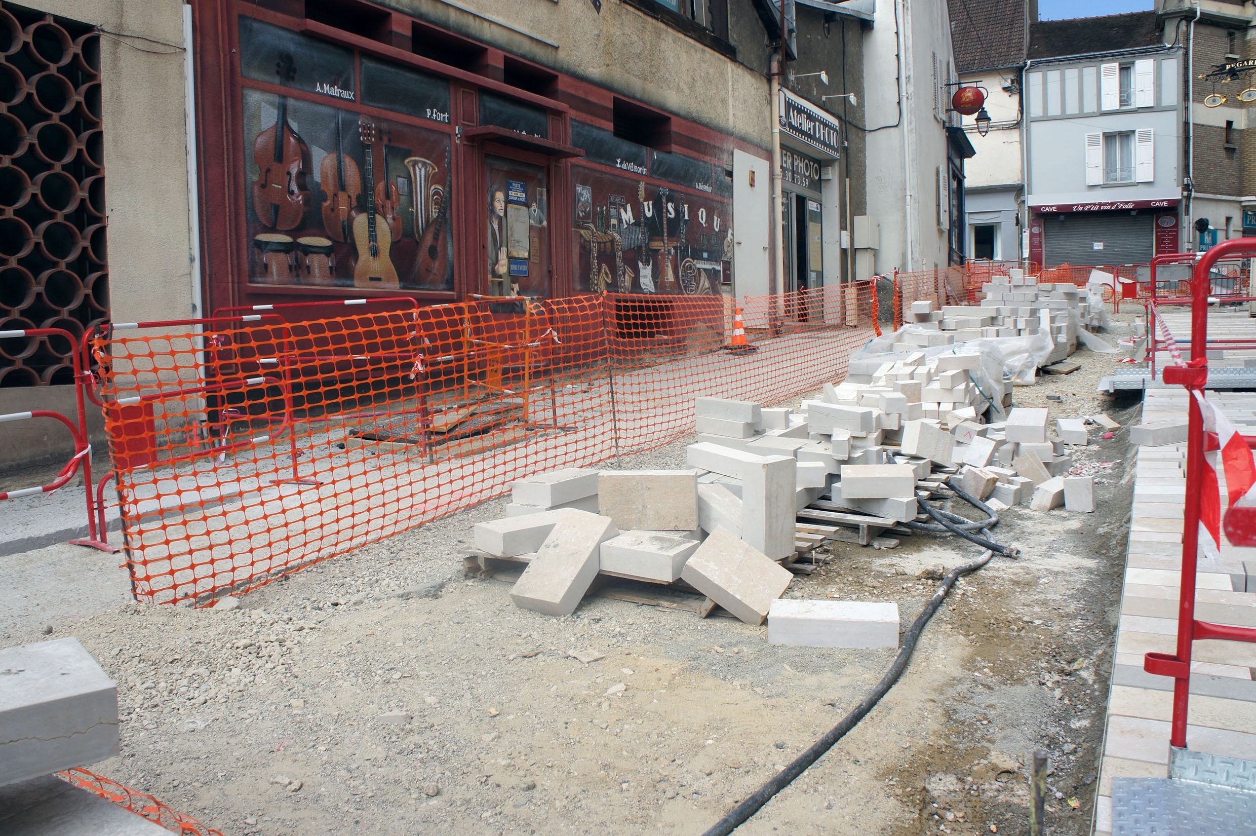 Construction fencing