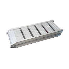 Aluminum loading ramp