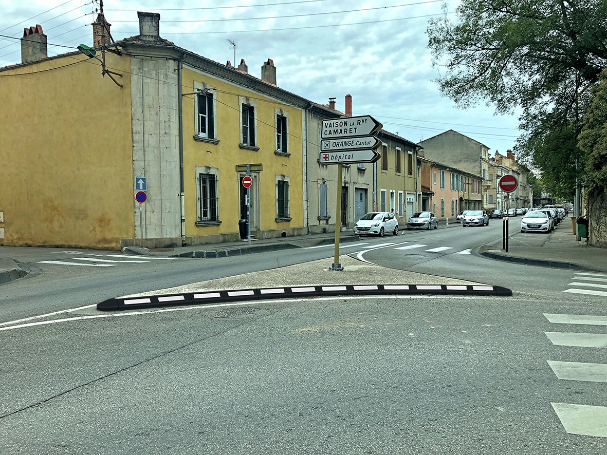 Bordure de délimitation d'ilot