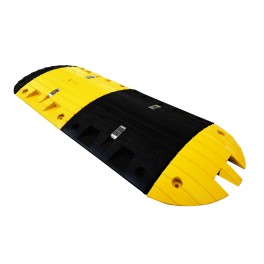 Heavy-duty speed bump end cap 50 T - 15 km/h 