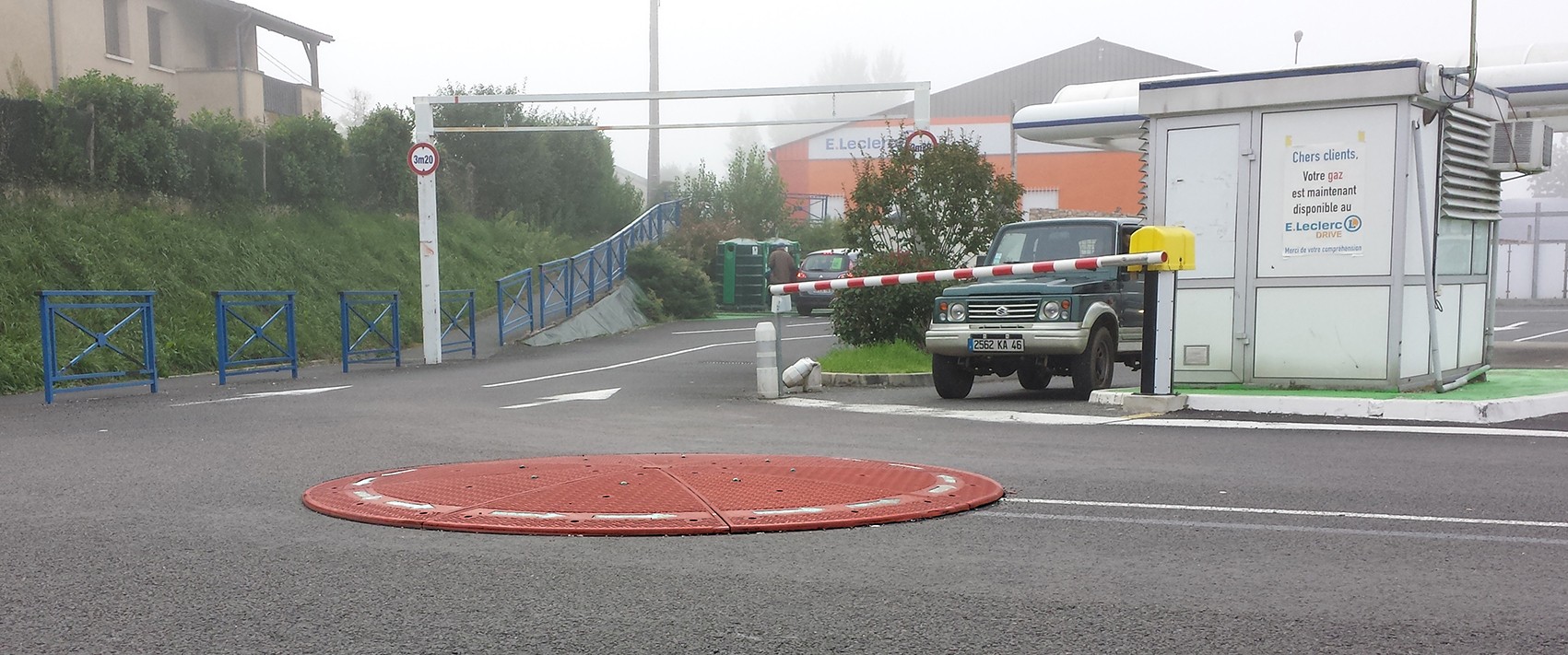 Rubber roundabout